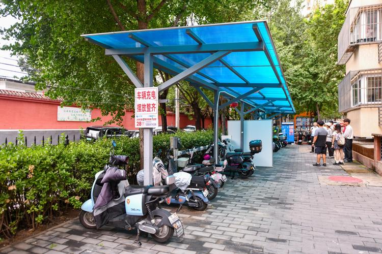 牌京仓北京牌照电动车出售价目表：老司机告诉你真实行情与避坑指南